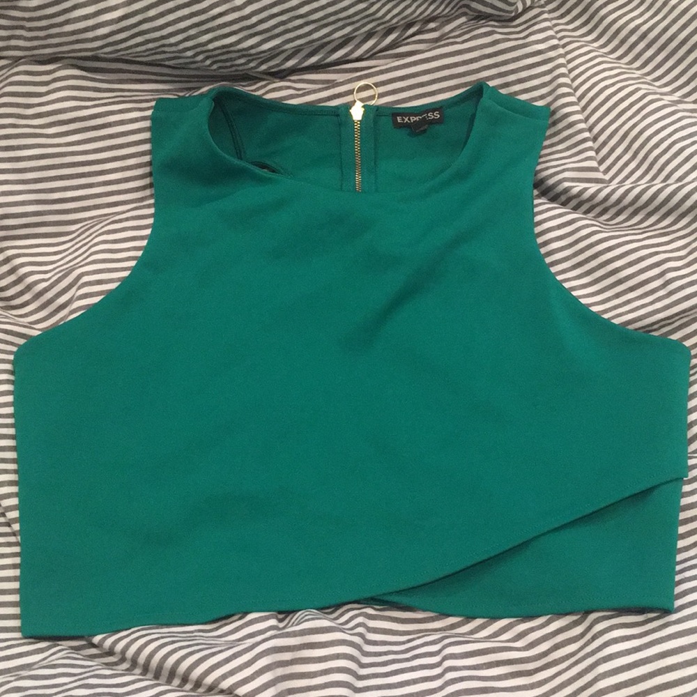 Green crop top